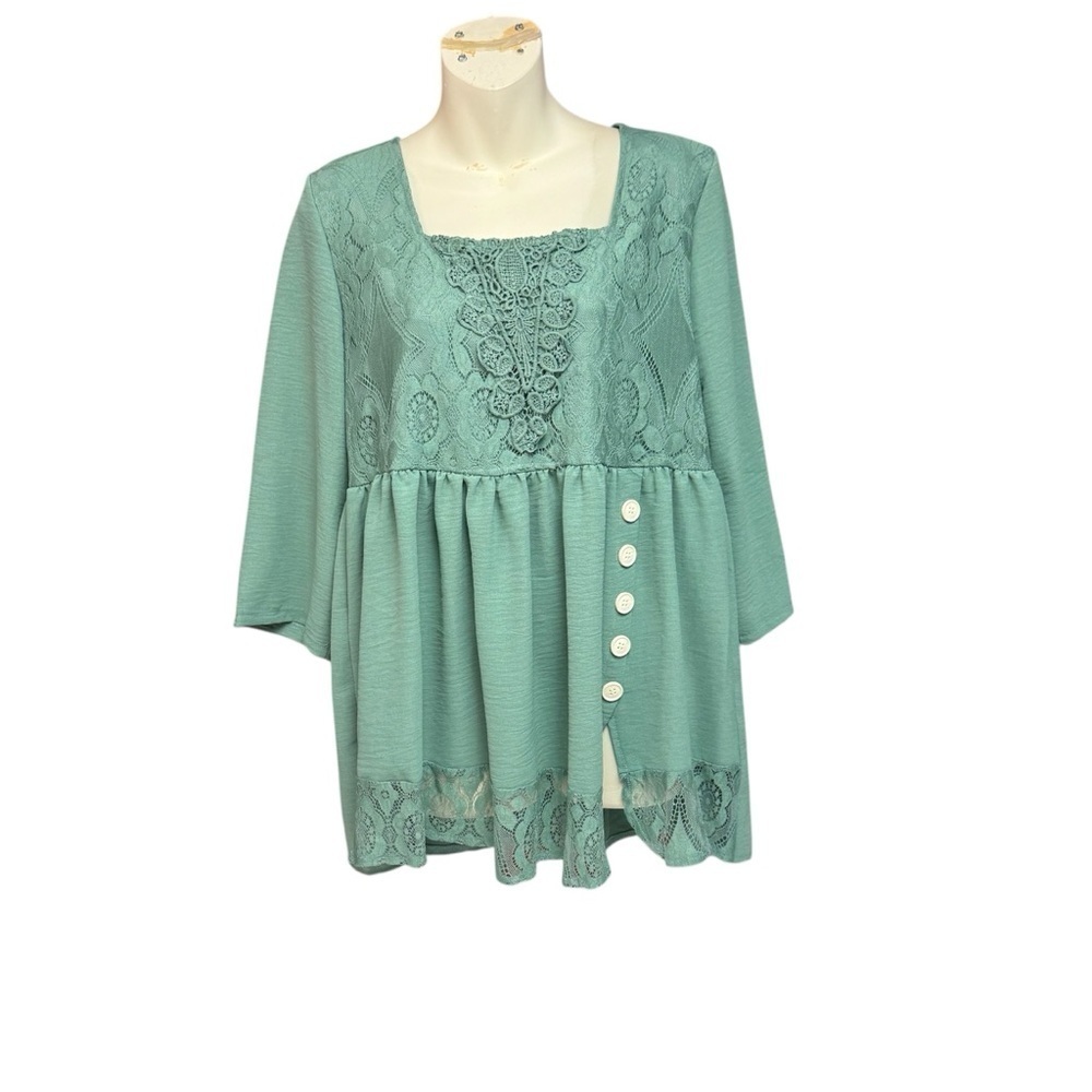 Chic Lace Accent Women's Tunic in sage green size small no brand